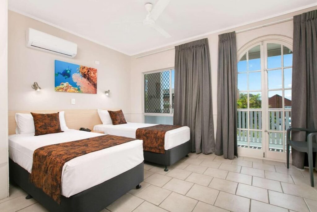 Comfort Inn Cairns City Double Bed