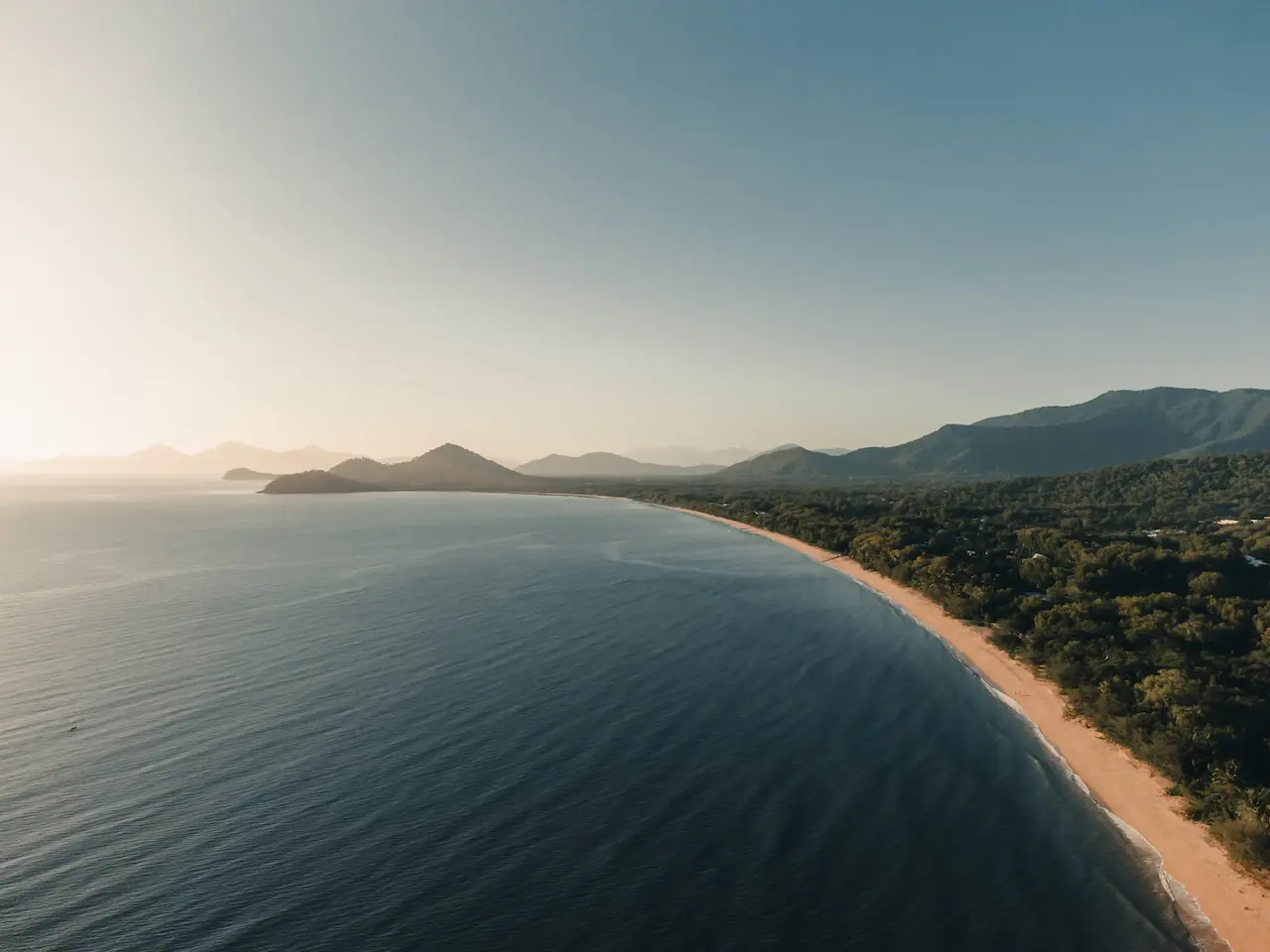 Palm Cove Attractions