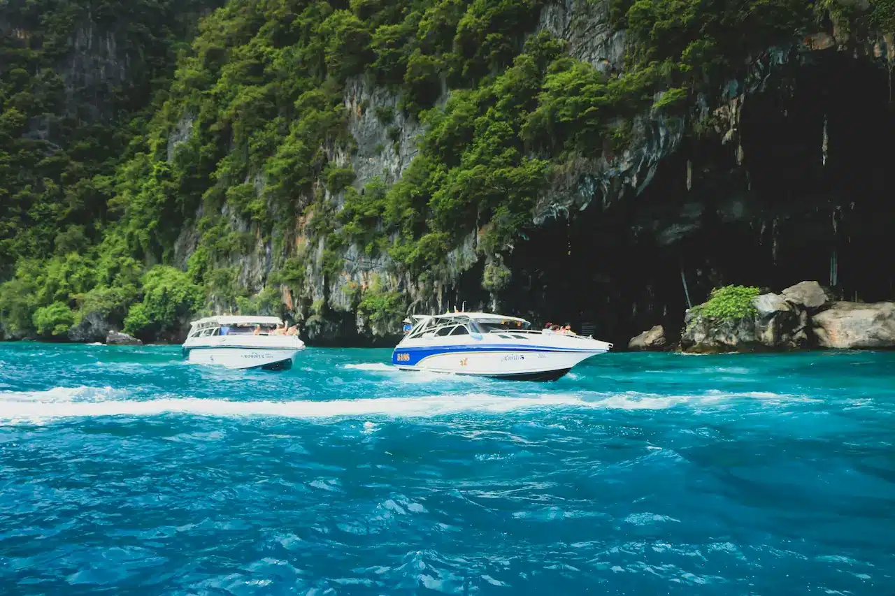 Fraser Island 3 Day 4WD Kingfisher Bay Resort Tour